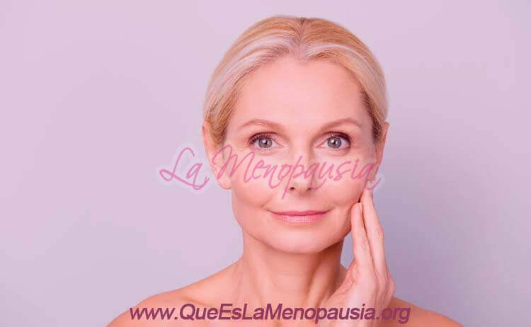 Cómo debemos cuidarnos la piel en la menopausia