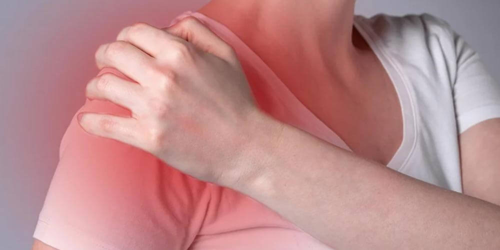 Articulaciones y huesos en la menopausia: cómo mantener la movilidad 2 Efectos de la menopausia en el sistema óseo y articular